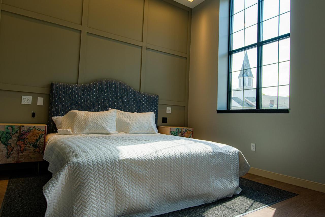 The Schoolhouse Hotel ไวท์ซัลเฟอร์สปริงส์ ภายนอก รูปภาพ