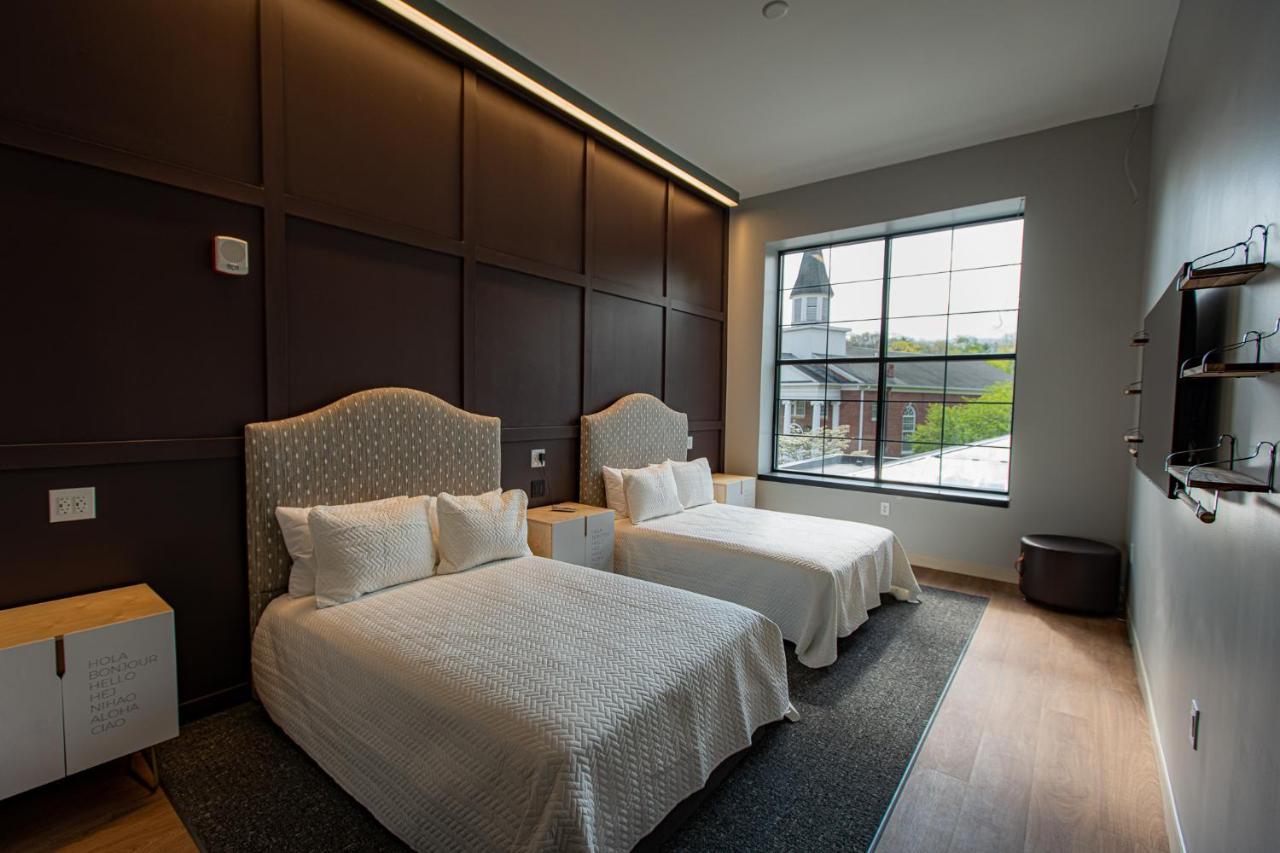 The Schoolhouse Hotel ไวท์ซัลเฟอร์สปริงส์ ภายนอก รูปภาพ